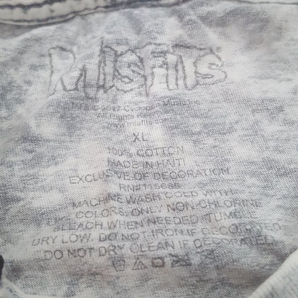 Women's T-shirt -MisFits Terror Lost in Space Graphic Tie-Dye T-Shirt Size XL - Picture 3 of 5